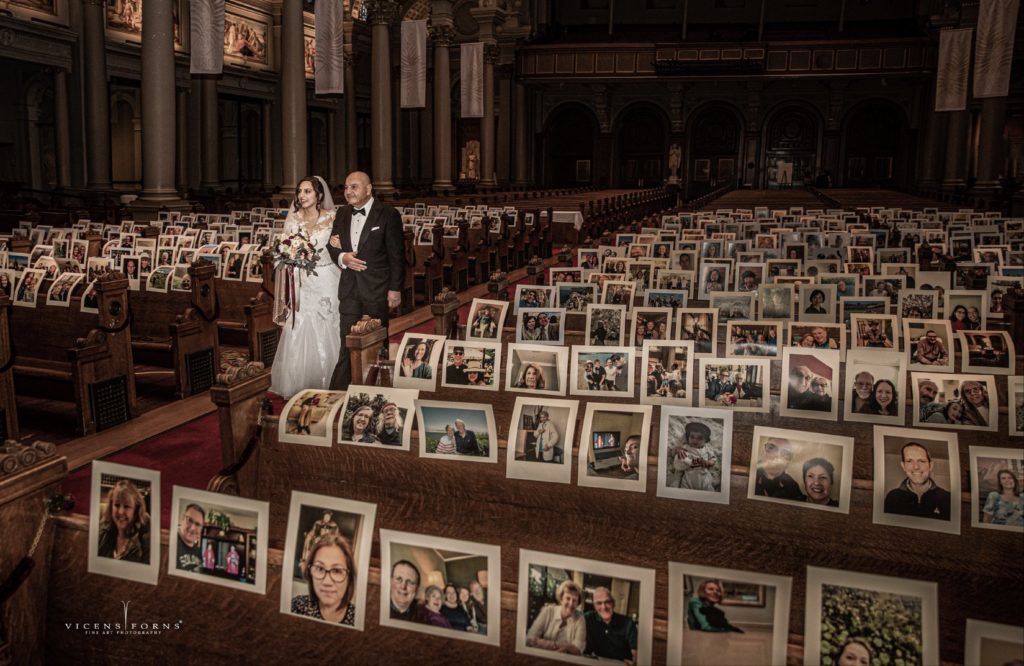 A heart-capturing wedding photo taken amidst the pandemic