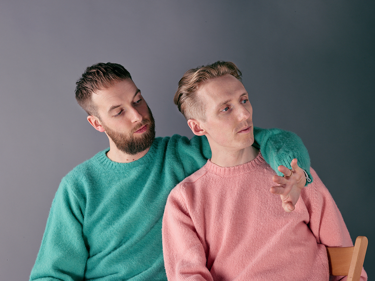 English-Alternative-Pop-Duo-HONNE-is-Coming-to-Singapore-for-their-Asian-Tour!