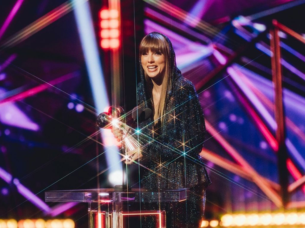 Taylor Swift Bags the Innovator Award for 2023 iHeartRadio Music Awards